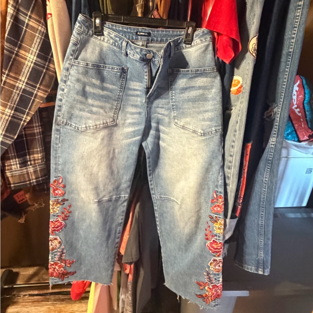 Flamingals stretch moxie Floral Embroidered Blue Jeans